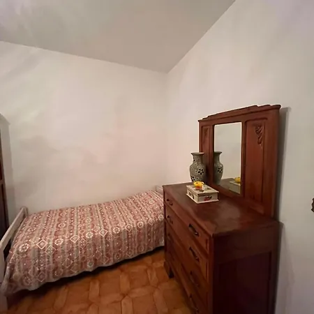 Mizoun Paola Via Roma 9 Holiday home Aisone